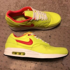 Nike Air Max 1 Premium Magista Pack Volt QS Sz 11